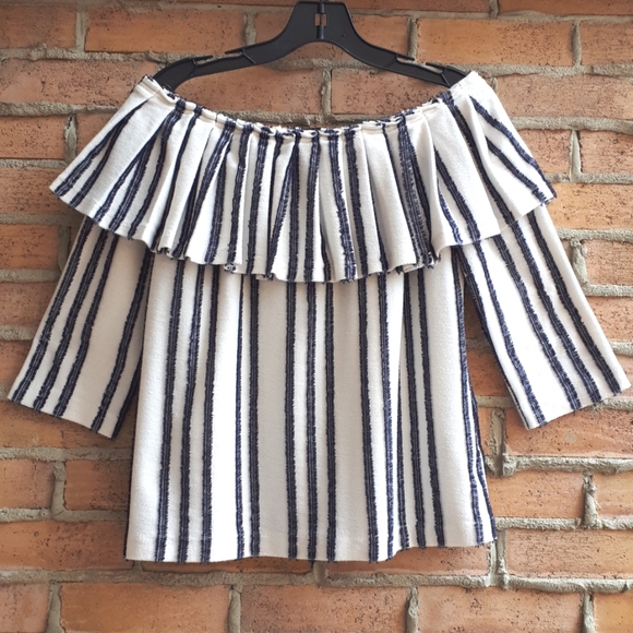 4 for $30 Banana Republic Striped Ruffled Off-the-Shoulder Top - Picture 2 of 8